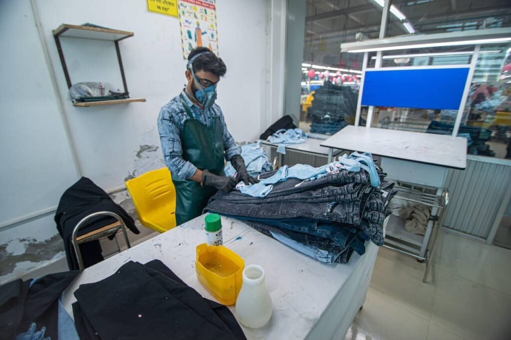 Labour and Helper For Factory